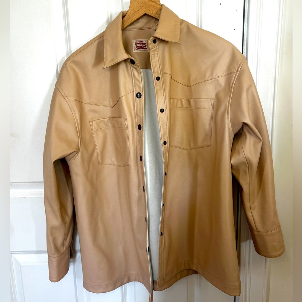 Levi's Gia Faux Leather Cowboy Shirt/Jacket Size XS-Fits Like a L or 10/12
